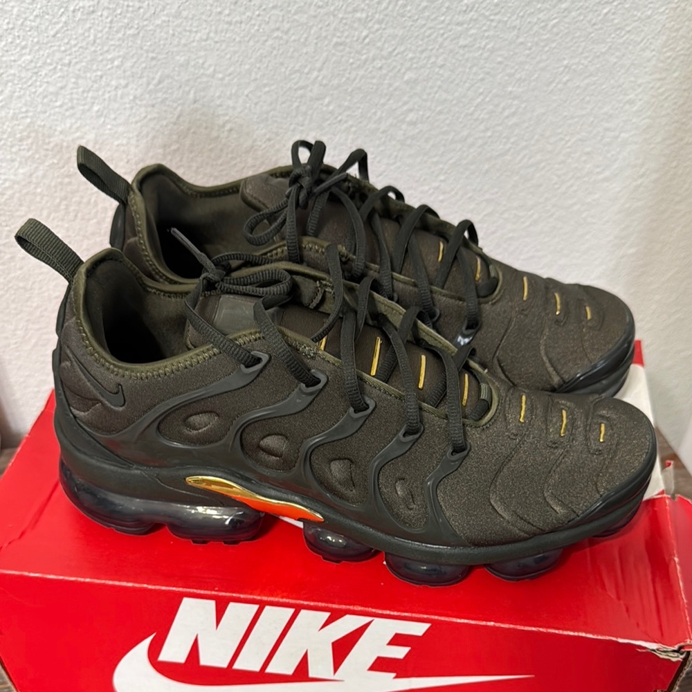 Nike Air Vapormax plus